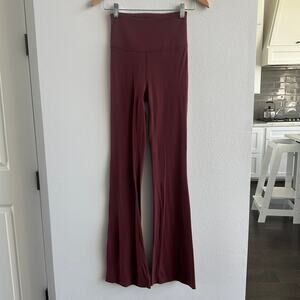 Groove Nulu Super-High-Rise Flared Pant Regular size 4